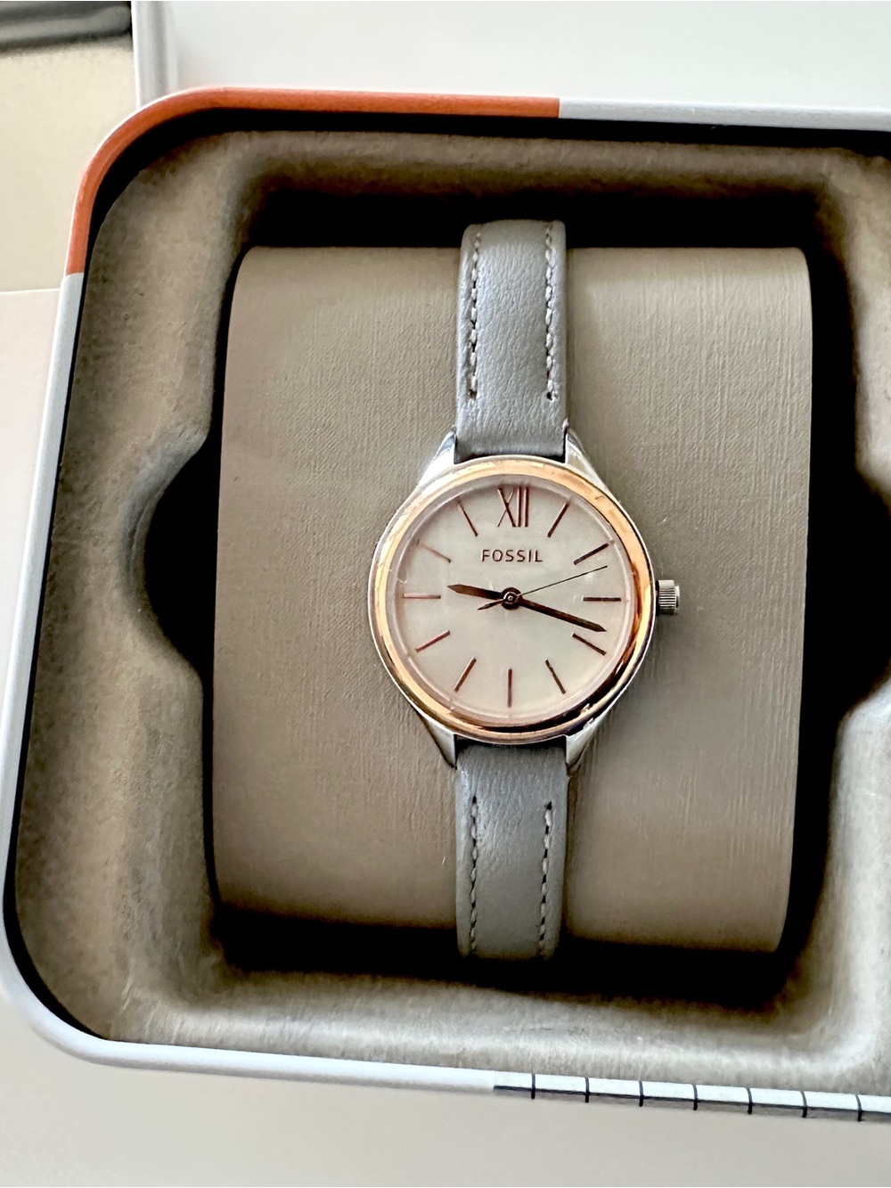 NEW! Fossil Women’s Gray Leather Strap Watch with Rose Gold Bezel